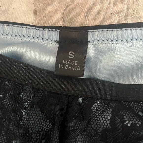 Lace rhinestones stone dollskill panties - Picture 4 of 5